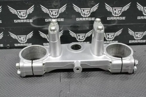 1999 2000 SUZUKI RM250 OEM FORKS UPPER TRIPLE TREE BAR CLAMP 51310-36E60