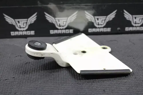 1998 HONDA CR125R CR250 CR250R OEM GAS FUEL TANK RESEVOIR MOUNT 17515-KZ3-B00