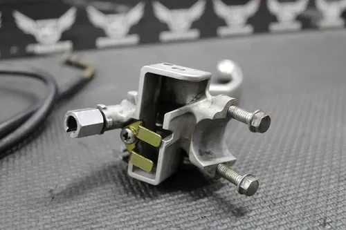 2006 05-07 HONDA CRF450X OEM CLUTCH PERCH MOUNT WITH LEVER CABLE 22870-MEY-670