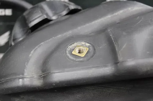 2004 HONDA 02-07 CR125R CR250R GAS FUEL TANK CELL PETROL RESERVOIR 17510-KSK-010