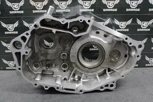 2003 96-04 HONDA XR400R OEM LEFT ENGINE MOTOR CRANKCASE CRANK CASE 11200-KCY-670