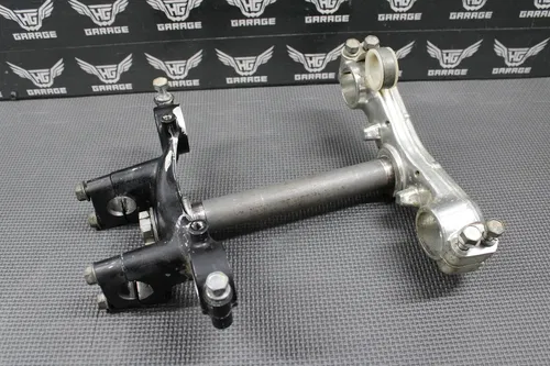1985 KAWASAKI KX80 OEM FRONT FORKS LOWER UPPER TRIPLE TREE STEM BAR CLAMP