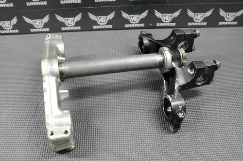 1985 KAWASAKI KX80 OEM FRONT FORKS LOWER UPPER TRIPLE TREE STEM BAR CLAMP