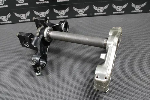 1985 KAWASAKI KX80 OEM FRONT FORKS LOWER UPPER TRIPLE TREE STEM BAR CLAMP