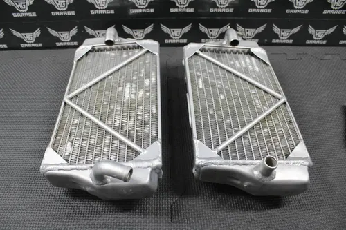 2002 2003 HONDA CRF450R OEM LEFT RIGHT ICW BRACED RADIATORS MISHIMOTO HOSES