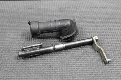 1991 KAWASAKI KX125 OEM EXHAUST POWER VALVE LINKAGE ARM LEVER BOOT 13168-1371