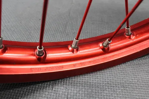 2002 02-05 HONDA CRF450R TCR RED ANODIZED FRONT WHEEL RIM HUB 44650-KZ4-810 GOOD