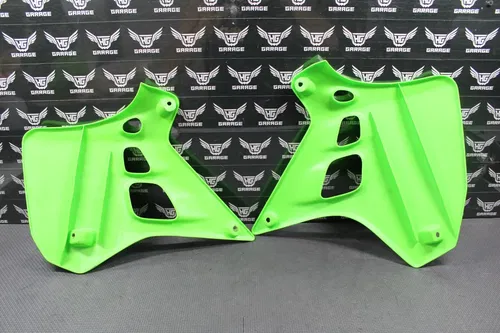 1990 KAWASAKI KX125 AFTERMARKET GREEN TANK RADIATOR SHROUDS PLASTICS GRAPHICS