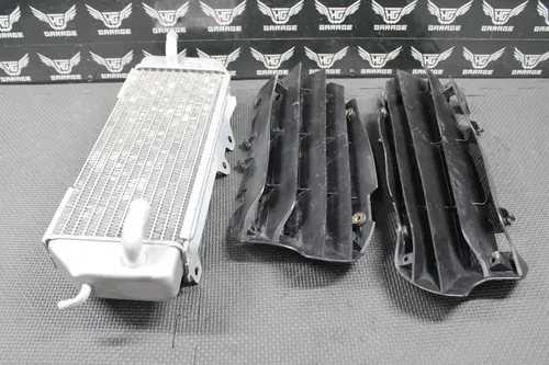 2013 KAWASAKI 10-16 KX250F OEM LEFT SIDE RADIATOR RADIATORS W LOUVERS 39061-0190