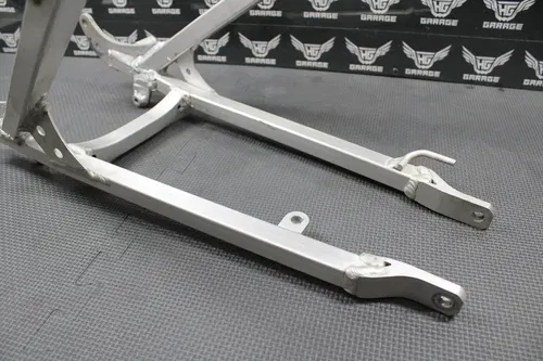 2000 SUZUKI 00-04 DRZ400 OEM REAR BACK SUB FRAME SUBFRAME SEAT RAIL 41200-29F00