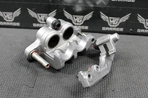 2007 KAWASAKI KX250F OEM NISSIN FRONT BRAKE CALIPER & HANGER BRACKET 43080-0006