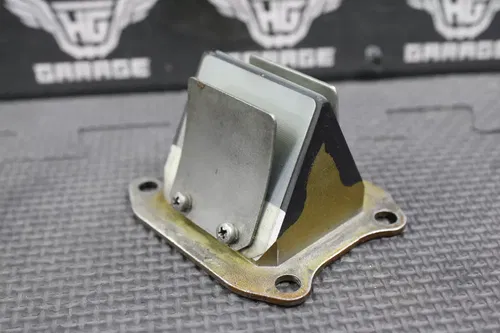 1996 HONDA CR80R CR85R OEM CARB INTAKE BOOT REED BLOCK ASSEMBLY INSULATOR REEDS