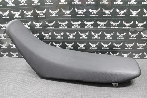 09 KAWASAKI 09-14 KLX250S 09-10 KLX250SF OEM SEAT SADDLE FOAM PAN COMPLETE NICE!