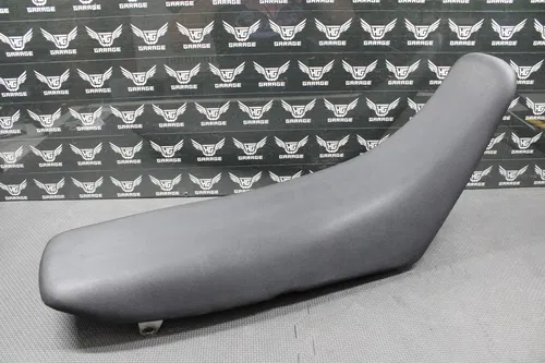 09 KAWASAKI 09-14 KLX250S 09-10 KLX250SF OEM SEAT SADDLE FOAM PAN COMPLETE NICE!