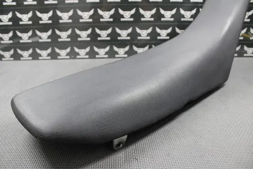 09 KAWASAKI 09-14 KLX250S 09-10 KLX250SF OEM SEAT SADDLE FOAM PAN COMPLETE NICE!