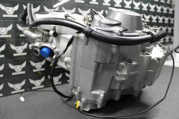 ORIGINAL 2004 YAMAHA YZ450F OEM COMPLETE ENGINE MOTOR HEAD ORIGINAL 2004 YAMAHA YZ450F OEM COMPLETE ENGINE MOTOR HEAD