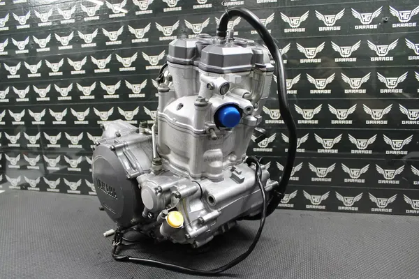 ORIGINAL 2004 YAMAHA YZ450F OEM COMPLETE ENGINE MOTOR HEAD ORIGINAL 2004 YAMAHA YZ450F OEM COMPLETE ENGINE MOTOR HEAD