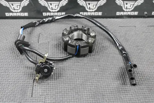 2002 2003 HONDA CRF450R OEM STATOR GENERATOR ALTERNATOR 31100-MEB-671 GOOD!