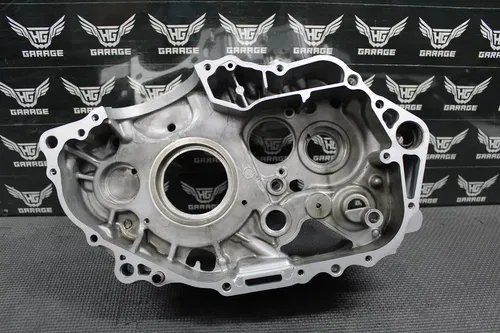 2003 96-04 HONDA XR400R OEM RIGHT ENGINE MOTOR CRANKCASE CRANK CASE 11100-KCY-67