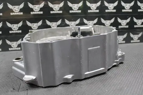 2003 96-04 HONDA XR400R OEM RIGHT ENGINE MOTOR CRANKCASE CRANK CASE 11100-KCY-67