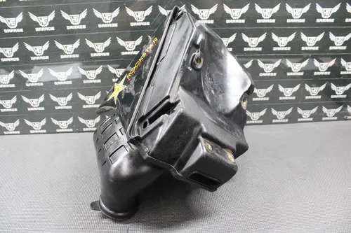 1999 SUZUKI RM125 MODEL X OEM AIRBOX AIR CLEANER FILTER BOX INTAKE 13700-36E01