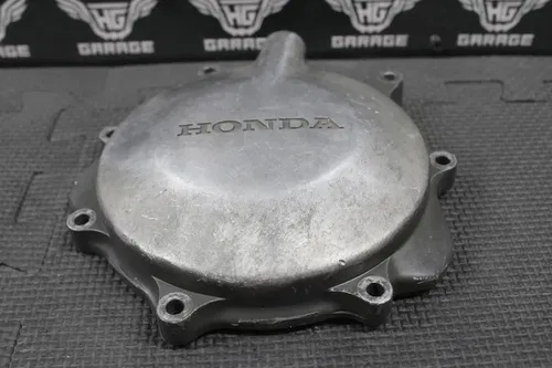 1996 96-99 HONDA XR400R OEM ENGINE RIGHT SIDE CASE CLUTCH COVER 11350-KCY-670