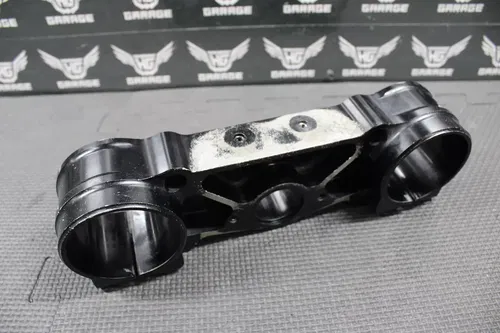 2019 KTM 19-22 450 SXF OEM FRONT FORK LOWER TRIPLE TREE CLAMP 7900103202230