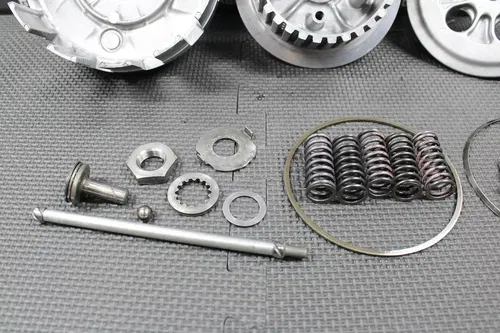 2007 YAMAHA 01-07 YZ250F WR250F OEM COMPLETE CLUTCH W BASKET HUB SPRINGS GOOD!