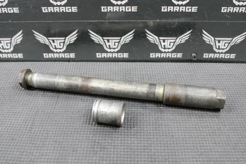 1997 SUZUKI RM125 RM250 OEM FRONT WHEEL RIM AXLE PIVOT BOLT SHAFT 54711-36E00