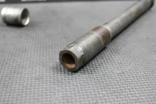 1997 SUZUKI RM125 RM250 OEM FRONT WHEEL RIM AXLE PIVOT BOLT SHAFT 54711-36E00