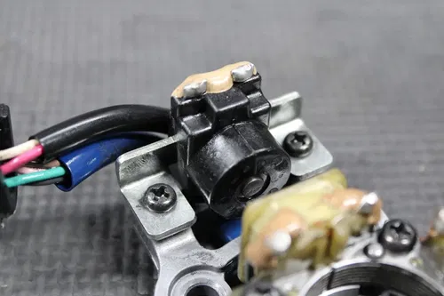 2009 06-09 YAMAHA YZ450F OEM STATOR MAGNETO GENERATOR ALTERNATOR 2S2-85560-10-00