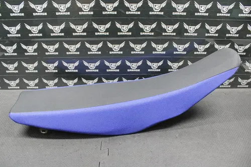 2011 YAMAHA YZ450F OEM SEAT SADDLE FOAM PAN COVER COMPLETE 33D-24710-50-00