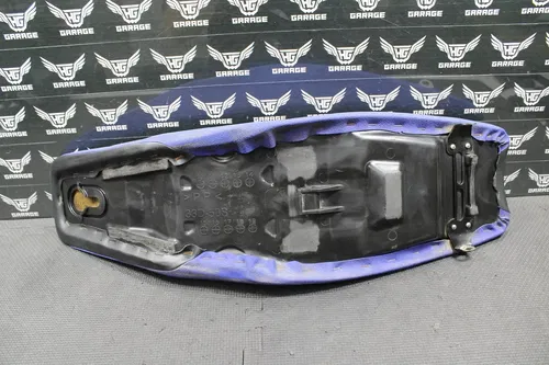 2011 YAMAHA YZ450F OEM SEAT SADDLE FOAM PAN COVER COMPLETE 33D-24710-50-00