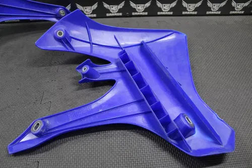 2004 YAMAHA YZ250F YZ450F OEM TANK RADIATOR SHROUD PLASTICS GRAPHICS ORIGINAL