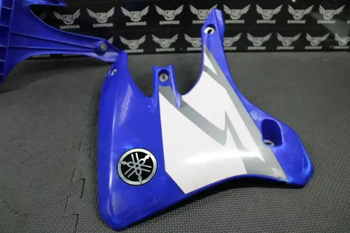2004 YAMAHA YZ250F YZ450F OEM TANK RADIATOR SHROUD PLASTICS GRAPHICS ORIGINAL