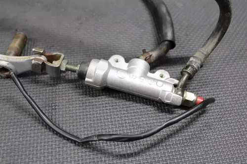 2002 97-04 HONDA XR400R OEM NISSIN REAR BACK BRAKE CALIPER MASTER CYLINDER LEVER