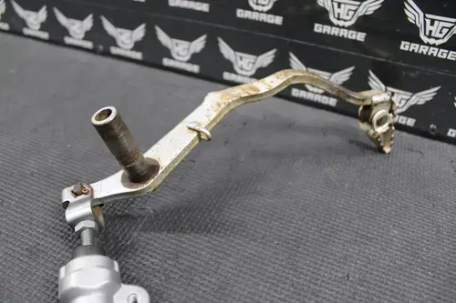 2002 97-04 HONDA XR400R OEM NISSIN REAR BACK BRAKE CALIPER MASTER CYLINDER LEVER