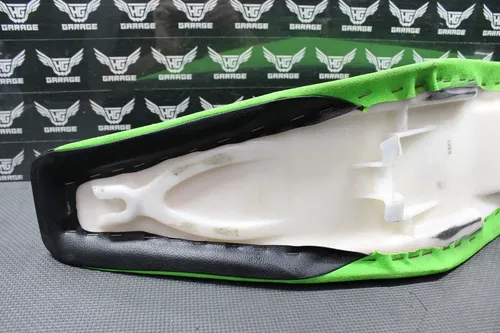 2014 KAWASAKI 13-14 KX250F 12-14 KX450F OEM SEAT SADDLE COMPLETE 53066-0357-336