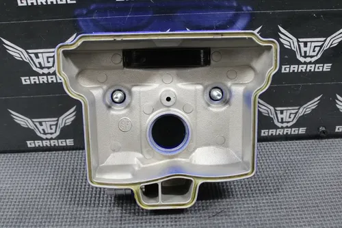 2019 YAMAHA YZ250FX OEM ENGINE MOTOR CYLINDER HEAD VALVE COVER 1SM-11190-39-00