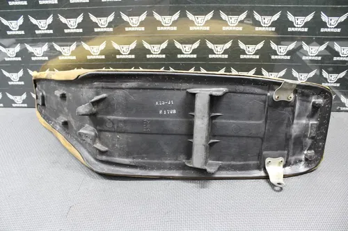 1999 HONDA CR125R CR250R OEM SEAT SADDLE FOAM PAN COMPLETE 77100-KZ3-J10