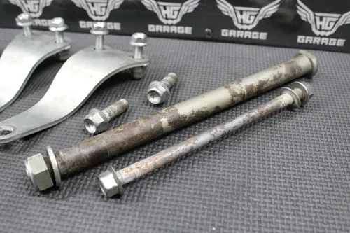 2019 17-19 YAMAHA YZ250FX OEM ENGINE MOTOR MOUNT STAY BRACKETS BOLTS SWING PIVOT