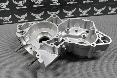 2003 02-04 YAMAHA YZ125 OEM LEFT RIGHT ENGINE CRANKCASE CRANK CASES BLOCK NICE!