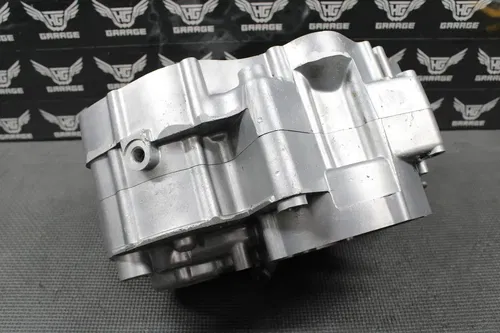2003 02-04 YAMAHA YZ125 OEM LEFT RIGHT ENGINE CRANKCASE CRANK CASES BLOCK NICE!