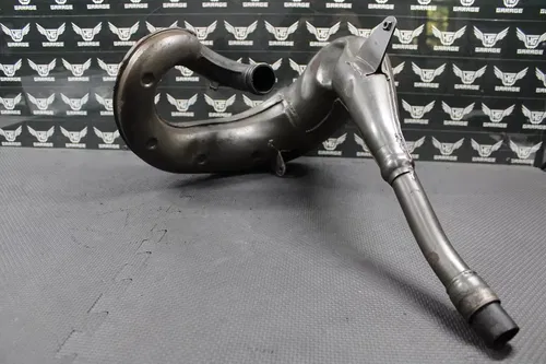 1999 KAWASAKI 97-06 KDX200 KDX220R OEM EXHAUST PIPE CHAMBER HEADER 18120-1074