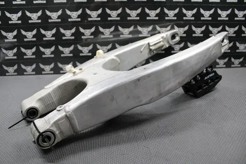 2020 YAMAHA 19-20 YZ250FX YZ250F OEM SWINGARM SWING ARM SUSPENSION BR9-22110-00