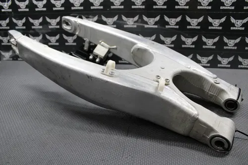 2020 YAMAHA 19-20 YZ250FX YZ250F OEM SWINGARM SWING ARM SUSPENSION BR9-22110-00
