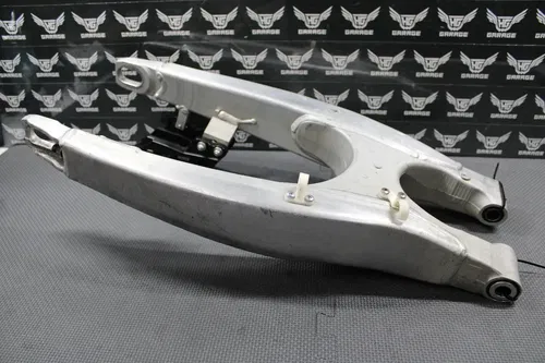 2020 YAMAHA 19-20 YZ250FX YZ250F OEM SWINGARM SWING ARM SUSPENSION BR9-22110-00