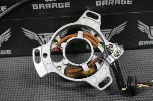 1985 83-85 KAWASAKI KX80 OEM STATOR MAGNETO GENERATOR ALTERNATOR 21003-1042 GOOD