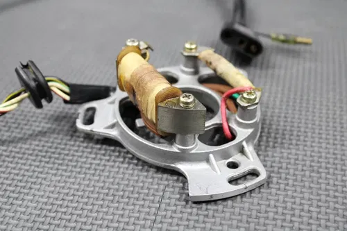 1985 83-85 KAWASAKI KX80 OEM STATOR MAGNETO GENERATOR ALTERNATOR 21003-1042 GOOD