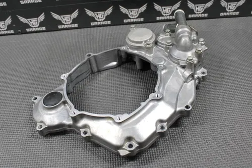 2019 YAMAHA 15-19 YZ250FX OEM RIGHT SIDE CASE INNER CLUTCH COVER WATER PUMP NICE